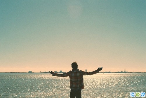 一個(gè)人感到無(wú)聊孤獨(dú)時(shí)候的心情說(shuō)說(shuō) 思緒很亂心煩意亂時(shí)候發(fā)的說(shuō)說(shuō)2