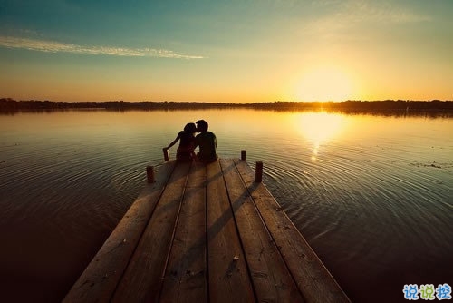 2019年除夕夜勵志經(jīng)典說說帶圖片 除夕夜微信說說簡單一句話14