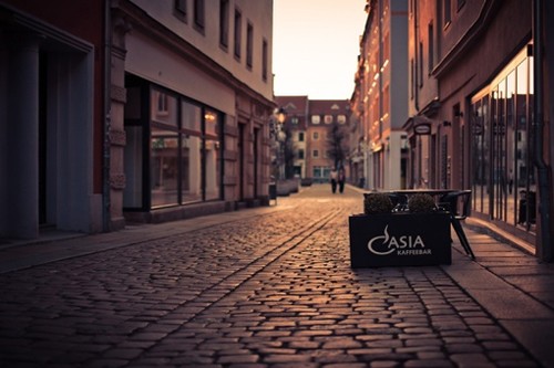 適合女生發(fā)說說的霸氣超拽個(gè)性說說帶圖片4