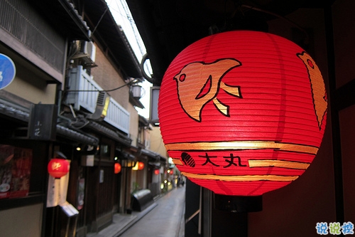 輕而易舉觸動(dòng)你內(nèi)心的唯美句子 文藝唯美句子關(guān)于青春和夢1