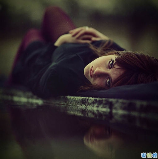 2018年勵志說說圖片致自己 永遠不用討好一個不懂你的人7