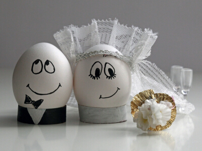 QQ愛情搞笑說說：愿得一人心，免得老相親