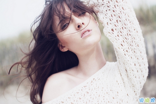 關(guān)于青春的簡(jiǎn)短一句話經(jīng)典說(shuō)說(shuō) 每個(gè)人都有青春的經(jīng)典說(shuō)說(shuō)2