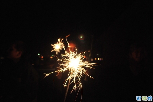 回憶很傷人的心情說(shuō)說(shuō)莫名想哭 心情不好情緒低落的說(shuō)說(shuō)2