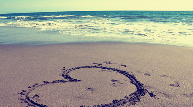 表白一個(gè)人的唯美說(shuō)說(shuō)句子 感動(dòng)無(wú)數(shù)人的情話合集溫暖浪漫