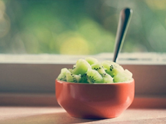 對一個(gè)人失望透頂?shù)恼f說 不敢再相信愛情的說說真的受傷過