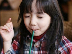 安慰自己的逗比說說最新版：我胖是因?yàn)樘嗍卤镌谛睦锊缓檬? data-q8f8=