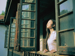 2018發(fā)朋友圈的經(jīng)典哲理說說 很現(xiàn)實(shí)的生活說說大全發(fā)朋友圈