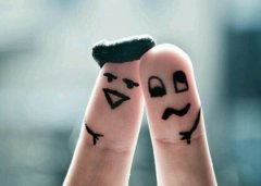 搞笑的說說句子：復(fù)習(xí)的小船說翻就翻，并升級成了掛科的巨輪