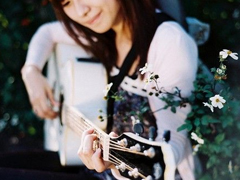 兩個人感情中的甜蜜心酸往事 關(guān)于愛情的說說