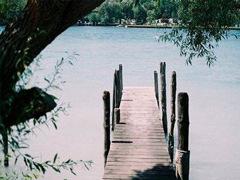 2018每一個(gè)字都描繪特別美的唯美說說配圖 2018超唯美的經(jīng)典說說