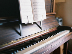 一句話經(jīng)典愛情說說帶圖片 長大后我們都得學(xué)會的愛情哲理