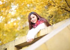 唯美說說帶圖片：后來我又遇見很多陰天，卻再不敢冒雨去見你一面