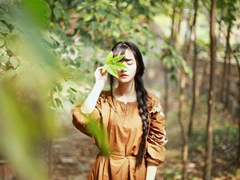 關(guān)于愛情中甜蜜和欣喜的說(shuō)說(shuō)帶圖片 承蒙你出現(xiàn)夠我喜歡好多年