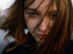 qq空間郁悶說(shuō)說(shuō)配圖傷感：有時(shí)自己也捉摸不透自己