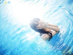 最傷感的說說帶圖片：后來(lái)我所遇之人都勝你，所愛程度都不及你