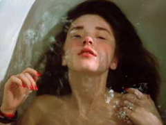 能讓人瞬間就哭的句子帶圖片2018 堅(jiān)強(qiáng)到令人心疼的短句配圖