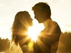 2018公布戀情的說說簡單點(diǎn) 適合女生公布戀情的簡短說說一句話