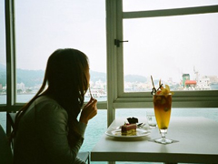 關于愛情的傷感句子 愛情教會了我們一些東西的經典句子