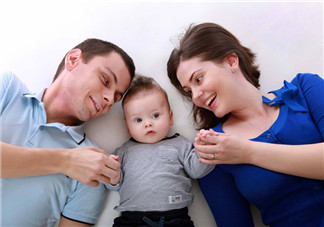 什么越來(lái)越多的女性懷不上孩子？答案觸目驚心