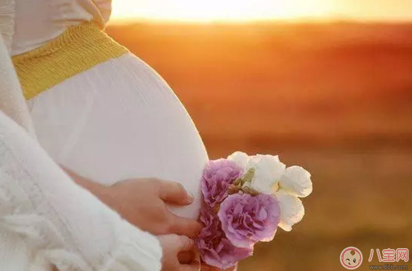 孕婦長(zhǎng)發(fā)好還是短發(fā)好 長(zhǎng)頭發(fā)會(huì)阻礙胎兒對(duì)營(yíng)養(yǎng)的吸收嗎 孕婦長(zhǎng)發(fā)好還是短發(fā)好 長(zhǎng)頭發(fā)會(huì)阻礙胎兒對(duì)營(yíng)養(yǎng)的吸收嗎