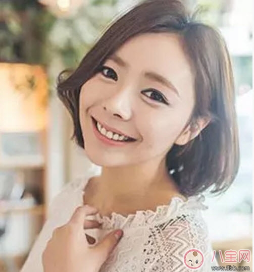 孕婦長(zhǎng)發(fā)好還是短發(fā)好 長(zhǎng)頭發(fā)會(huì)阻礙胎兒對(duì)營(yíng)養(yǎng)的吸收嗎 孕婦長(zhǎng)發(fā)好還是短發(fā)好 長(zhǎng)頭發(fā)會(huì)阻礙胎兒對(duì)營(yíng)養(yǎng)的吸收嗎