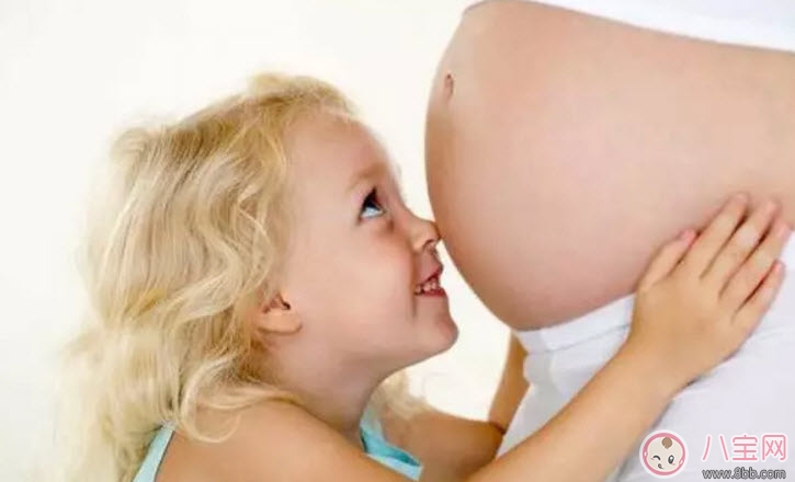 昆凌三胎計(jì)劃生育罰款 超生三胎罰款嗎(超生三胎罰款標(biāo)準(zhǔn)2017)