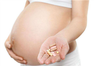 孕婦能食用維他命嗎？孕婦如何攝取維他命