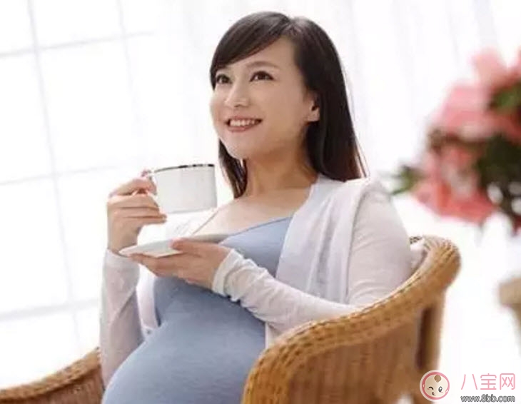 下雨天孕婦出門需要注意什么 孕婦下雨天出門要帶什么東西