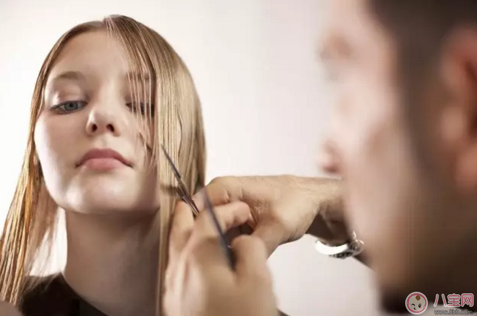 孕期長發(fā)搶胎兒營養(yǎng)嗎？需要剪短發(fā)嗎？