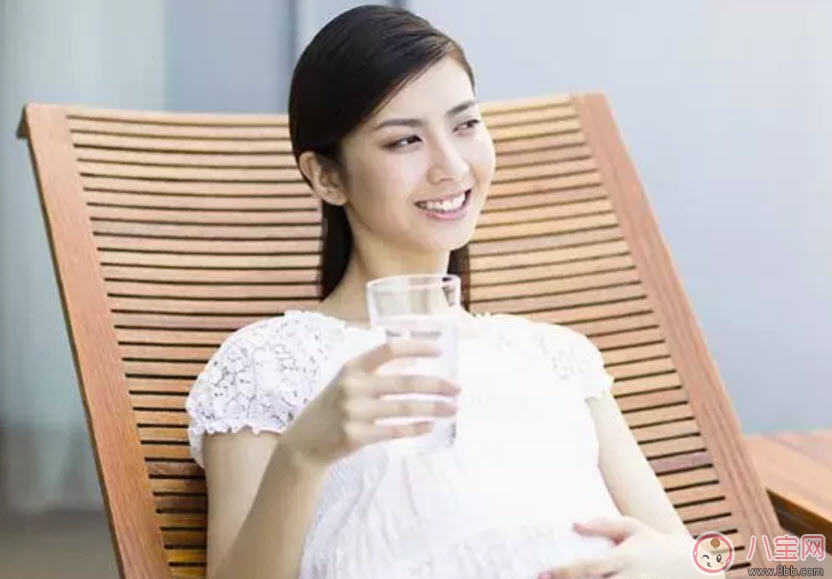 孕婦在辦公室需要注意哪些電器 孕婦辦公室運(yùn)動(dòng)有哪些