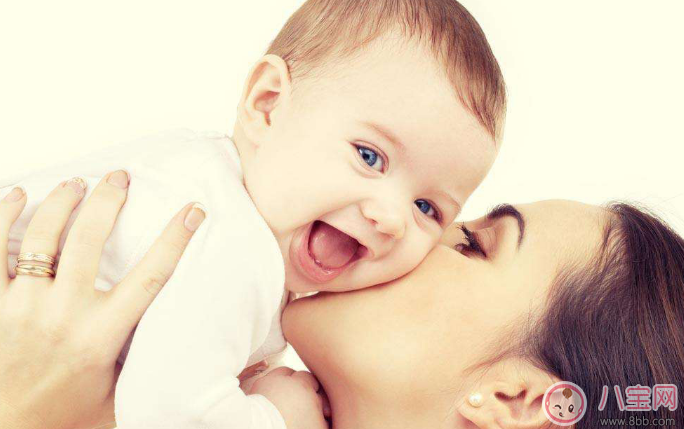 懷孕初期補(bǔ)充什么葉酸 懷孕媽媽營養(yǎng)補(bǔ)充健康攻略