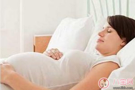 孕婦打呼嚕是缺氧嗎 孕婦怎么樣睡覺不打鼾