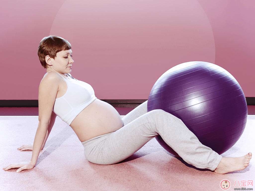 侯佩岑將再度經(jīng)歷產(chǎn)后疼痛！剖or順哪個(gè)更痛？