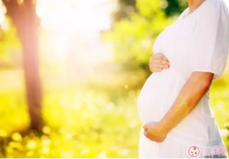 孕婦曬太陽(yáng)的最佳時(shí)間 孕婦曬太陽(yáng)的最佳位置(曬肚子)