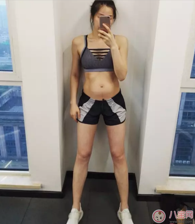 懷孕了還能健身嗎 她懷孕7個(gè)月仍有馬甲線 懷孕了還能健身嗎 她懷孕7個(gè)月仍有馬甲線