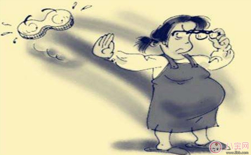 懷孕能帶隱形眼鏡嗎 懷孕帶隱形眼鏡對(duì)胎兒有影響嗎