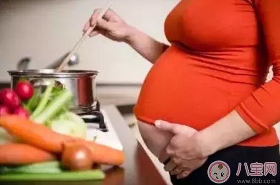 孕婦懷孕三個(gè)月中暑怎么辦 孕婦中暑怎么處理