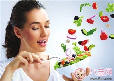 夏季孕肚長痱子的原因 如何緩孕婦長痱子 夏季孕肚長痱子的原因 如何緩孕婦長痱子