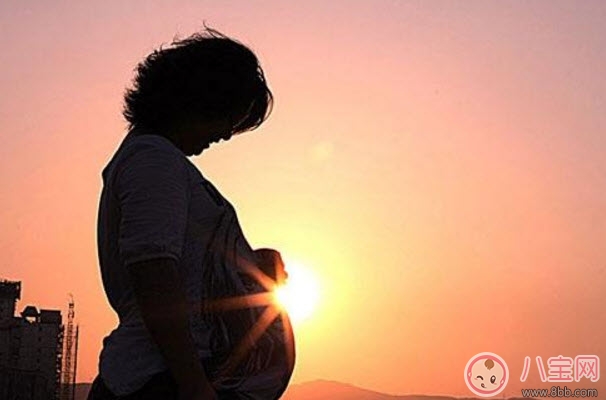 快生的前幾天有什么癥狀 懷胎十月怎么算足月是多少周(37周到42周)