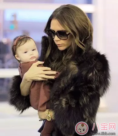 媽媽會打扮對孩子的影響居然這么大 細心打扮會對自己好也是對孩子好