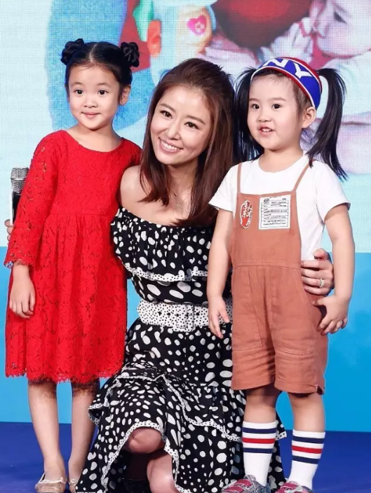 林心如產(chǎn)后快速恢復(fù)苗條？產(chǎn)后普拉提讓胸部美回來！