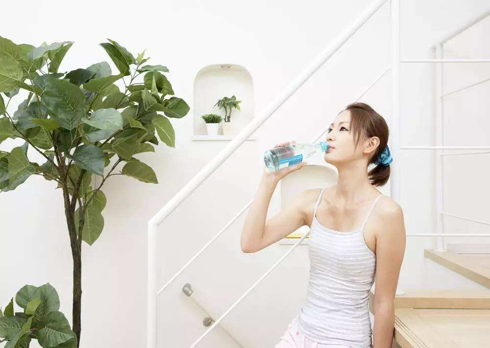 林心如產(chǎn)后快速恢復(fù)苗條？產(chǎn)后普拉提讓胸部美回來！