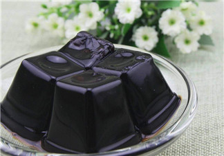 女性適合的中藥零食吃法有講究  食用有哪些注意事項(xiàng)