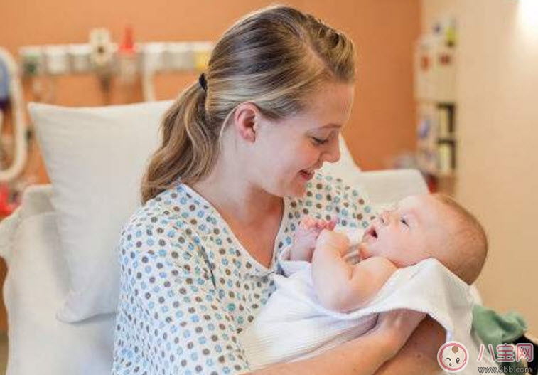 產(chǎn)后回去上班的條件 產(chǎn)后回去上班好嗎