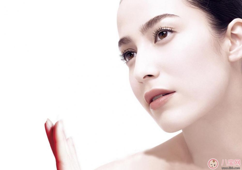 照顧寶貝太辛苦 寶媽如何預防消除眼袋 照顧寶貝太辛苦 寶媽如何預防消除眼袋