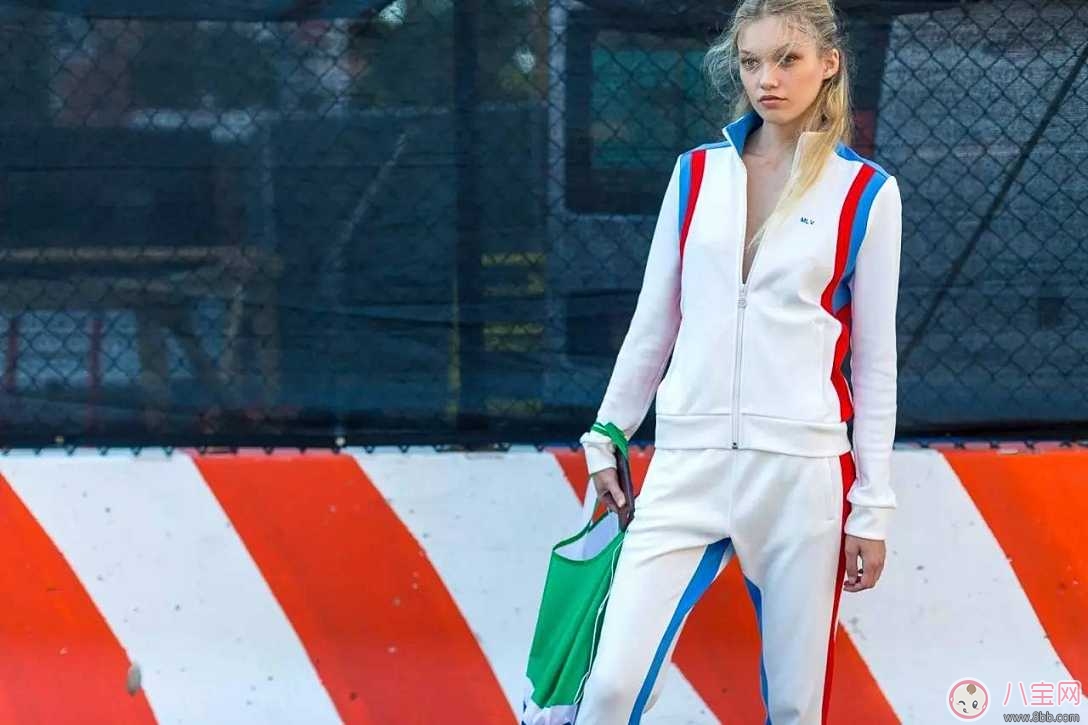 周冬雨瘦成漫畫腿  如何改變走路姿勢(shì)瘦腿