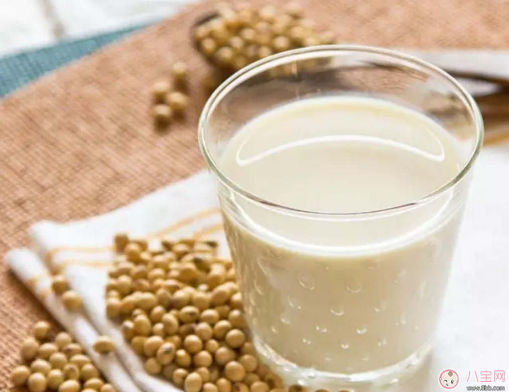 你的胸部大小正常嗎  不同階段的女性乳房尺寸不同