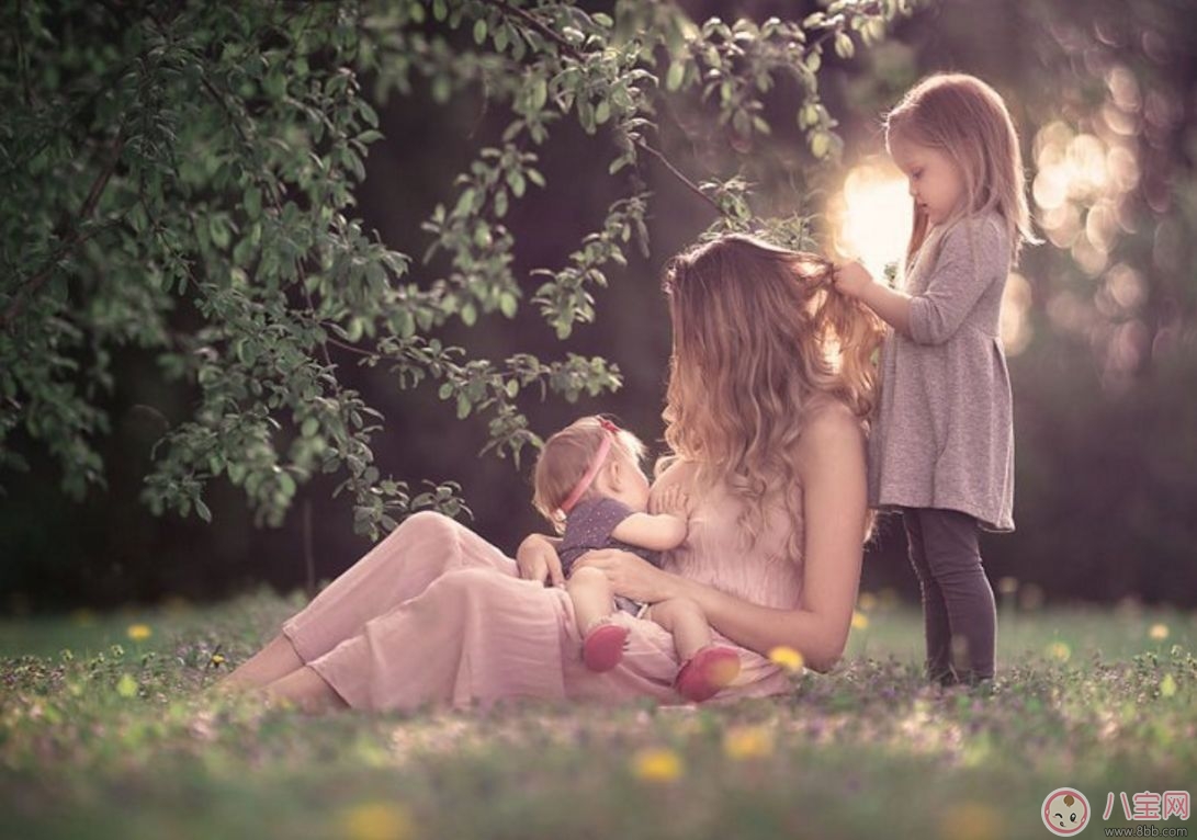 堅持母乳喂養(yǎng)  預防產(chǎn)后胸部下垂