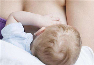 如何讓母乳增多  產后催奶誤區(qū)知多少